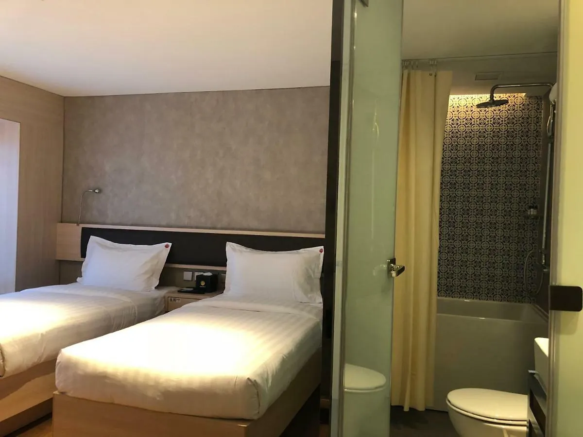 Ifu Hotel Macau 2*,  Kina
