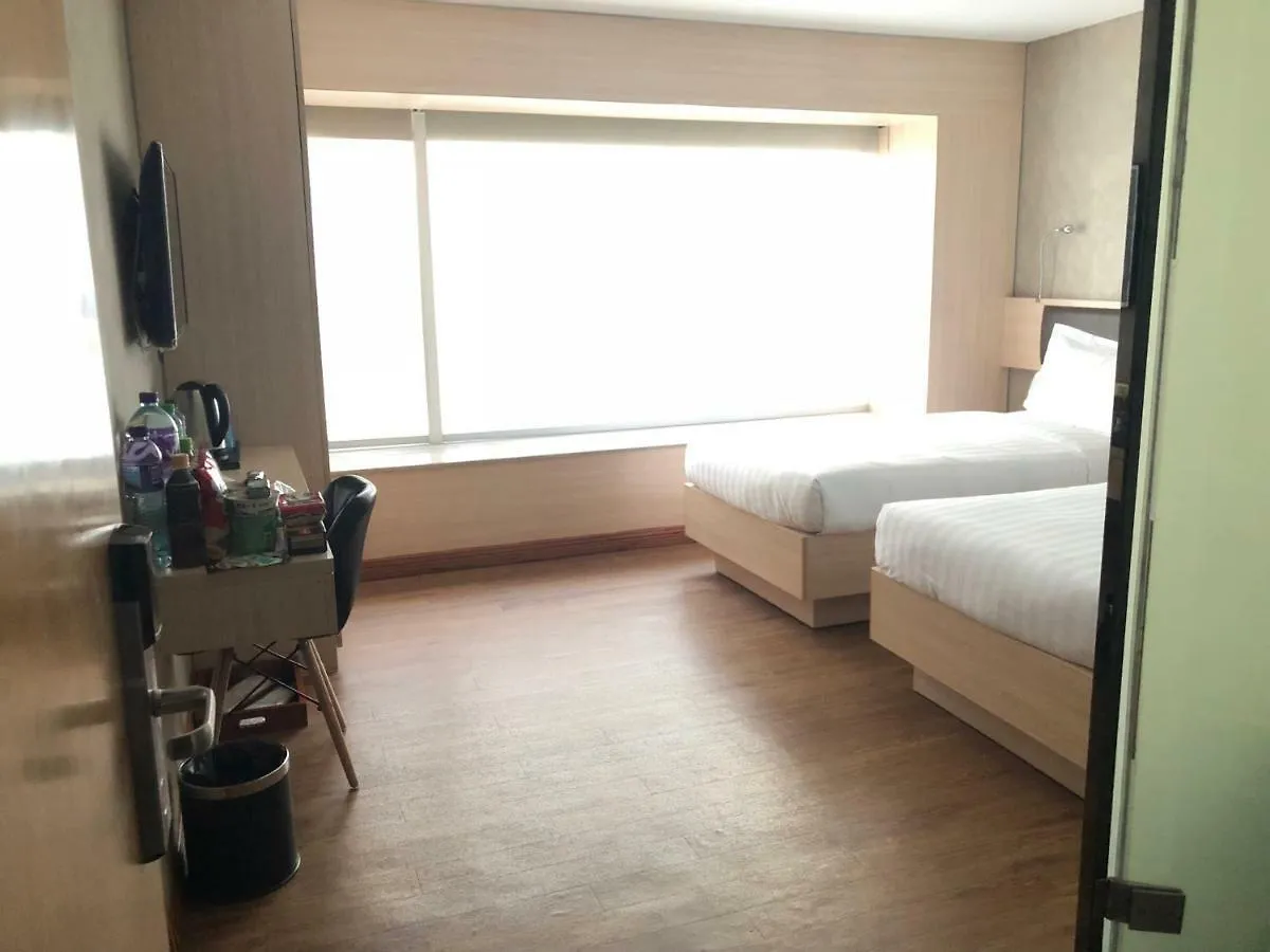 Ifu Hotel Macau 2*,